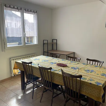 La Maison Des Vendangeurs דירה